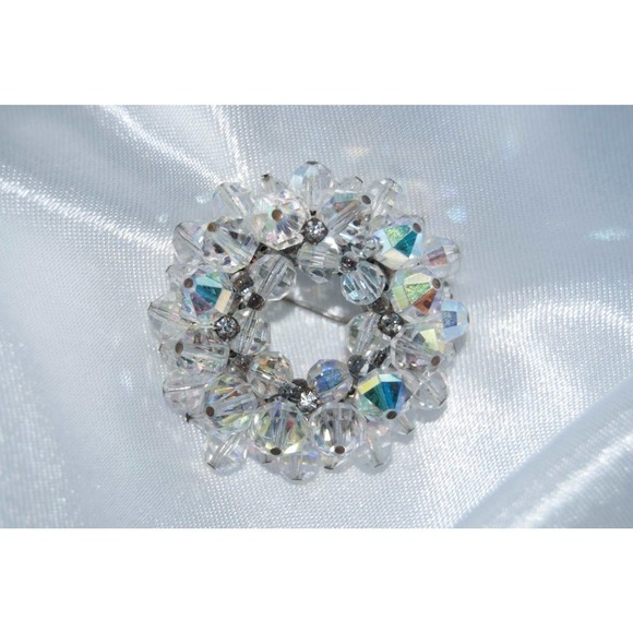 Vintage Sparkling Aurora Borealis Cluster Brooch - Picture 1 of 2